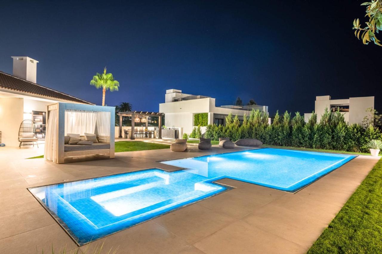 Macarena - Extravagant & Luxurious Dream Villa *