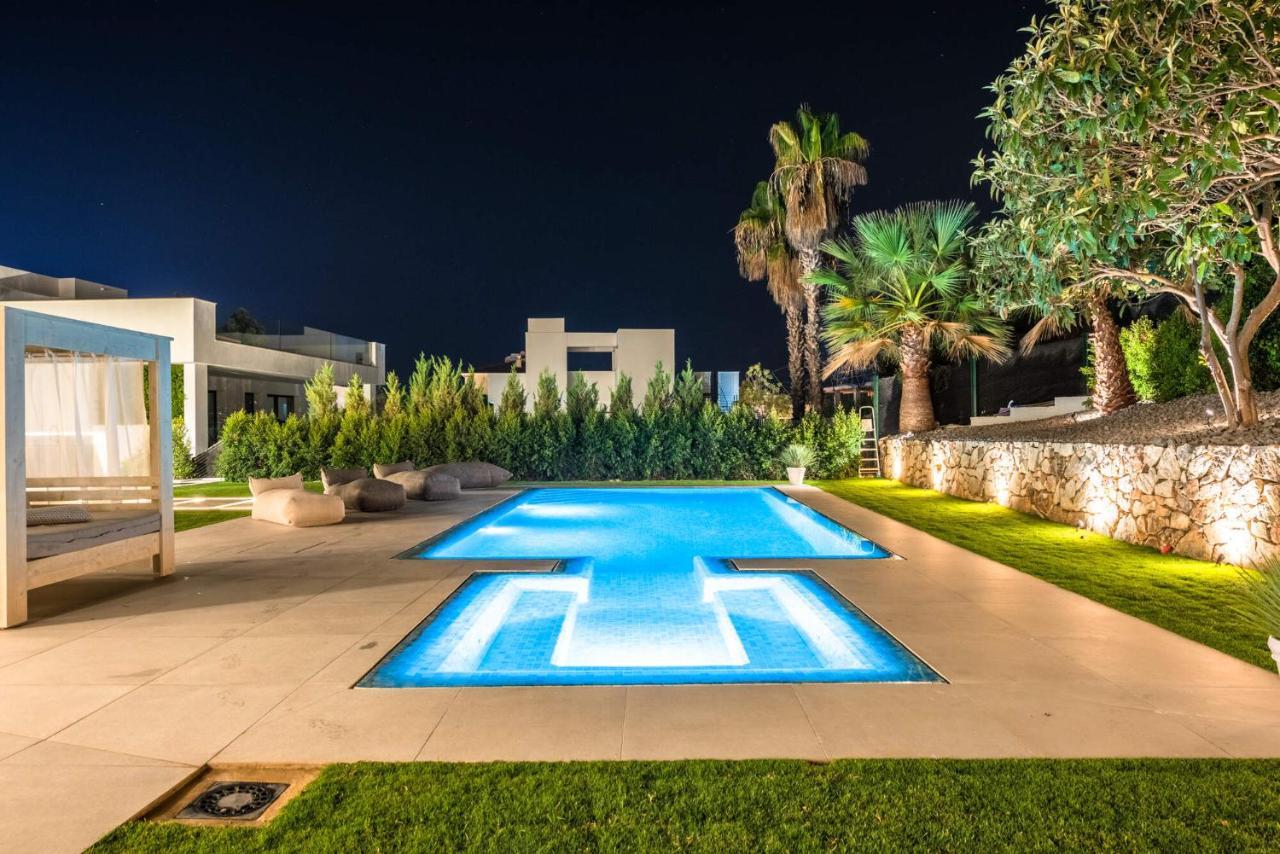 Villa Macarena - Extravagant & Luxurious Dream